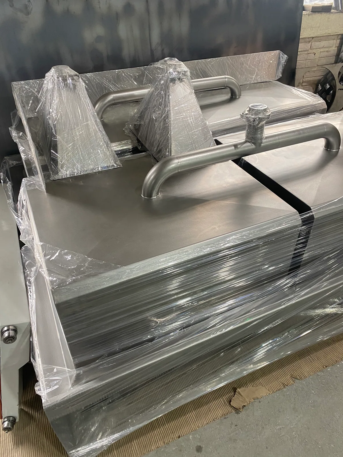 Componentes produzidos em aço inox